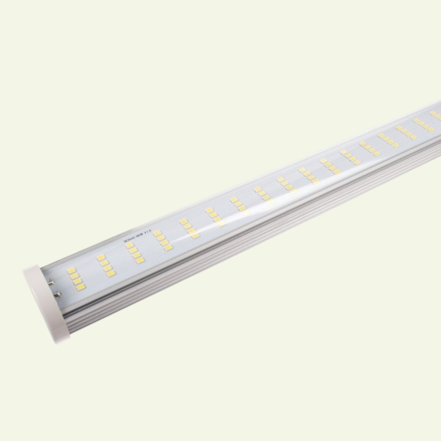 Lampe LED pour la croissance des plantes 3